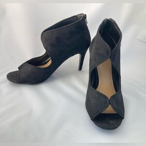 Impo "Stream" Suede Heels - Black - Womens Size 8M